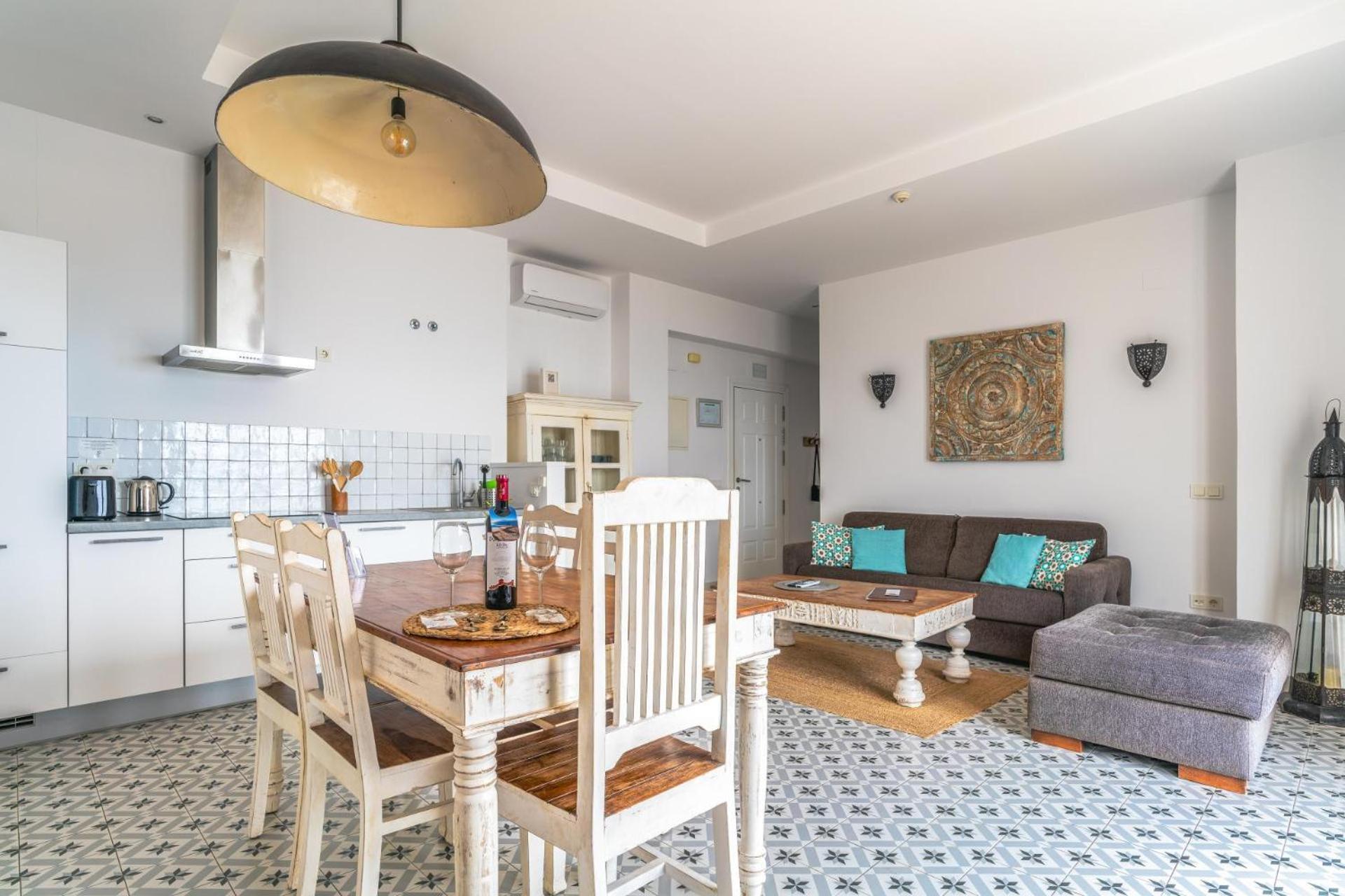 Apartamentos La Residencia טריפה מראה חיצוני תמונה