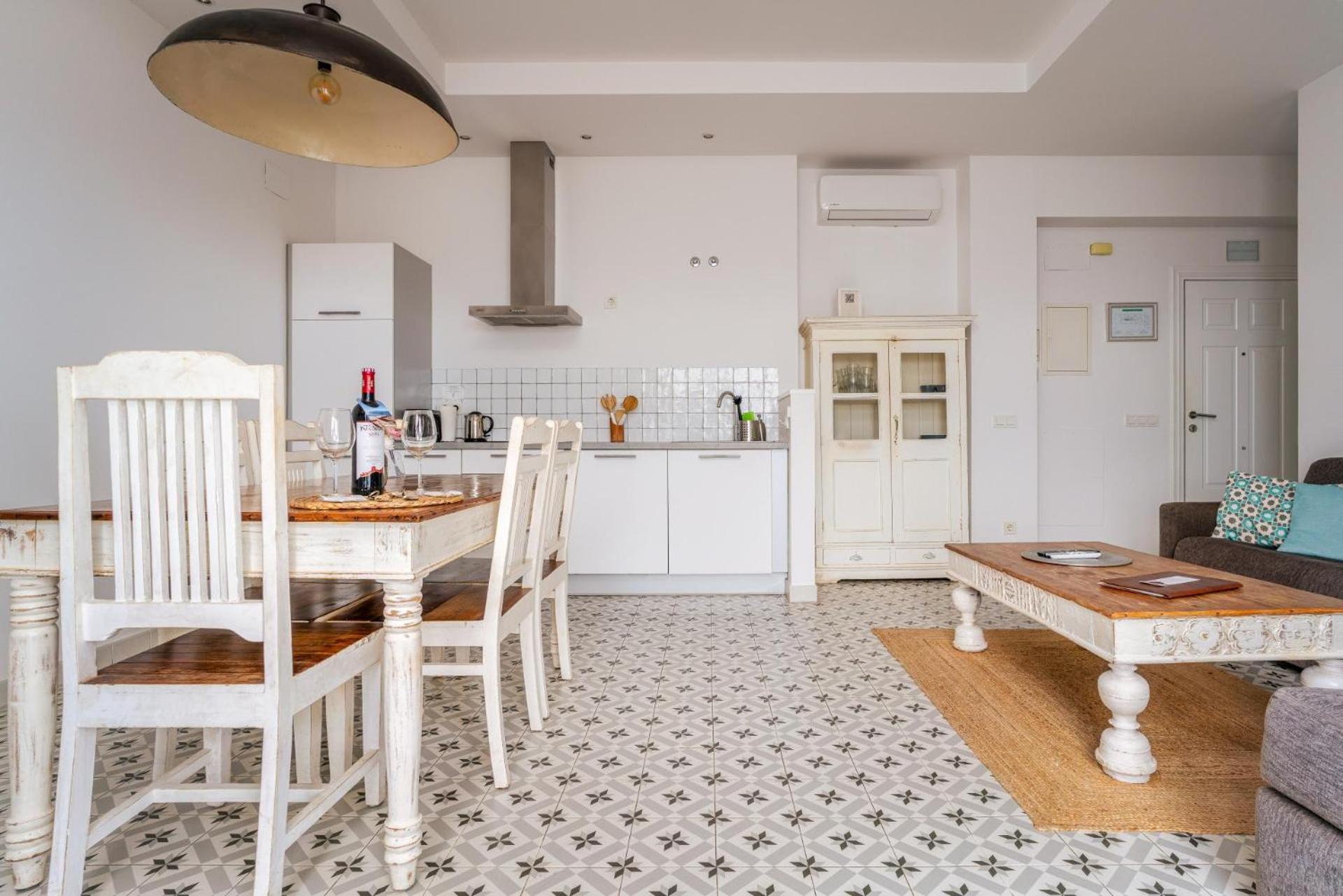 Apartamentos La Residencia טריפה מראה חיצוני תמונה