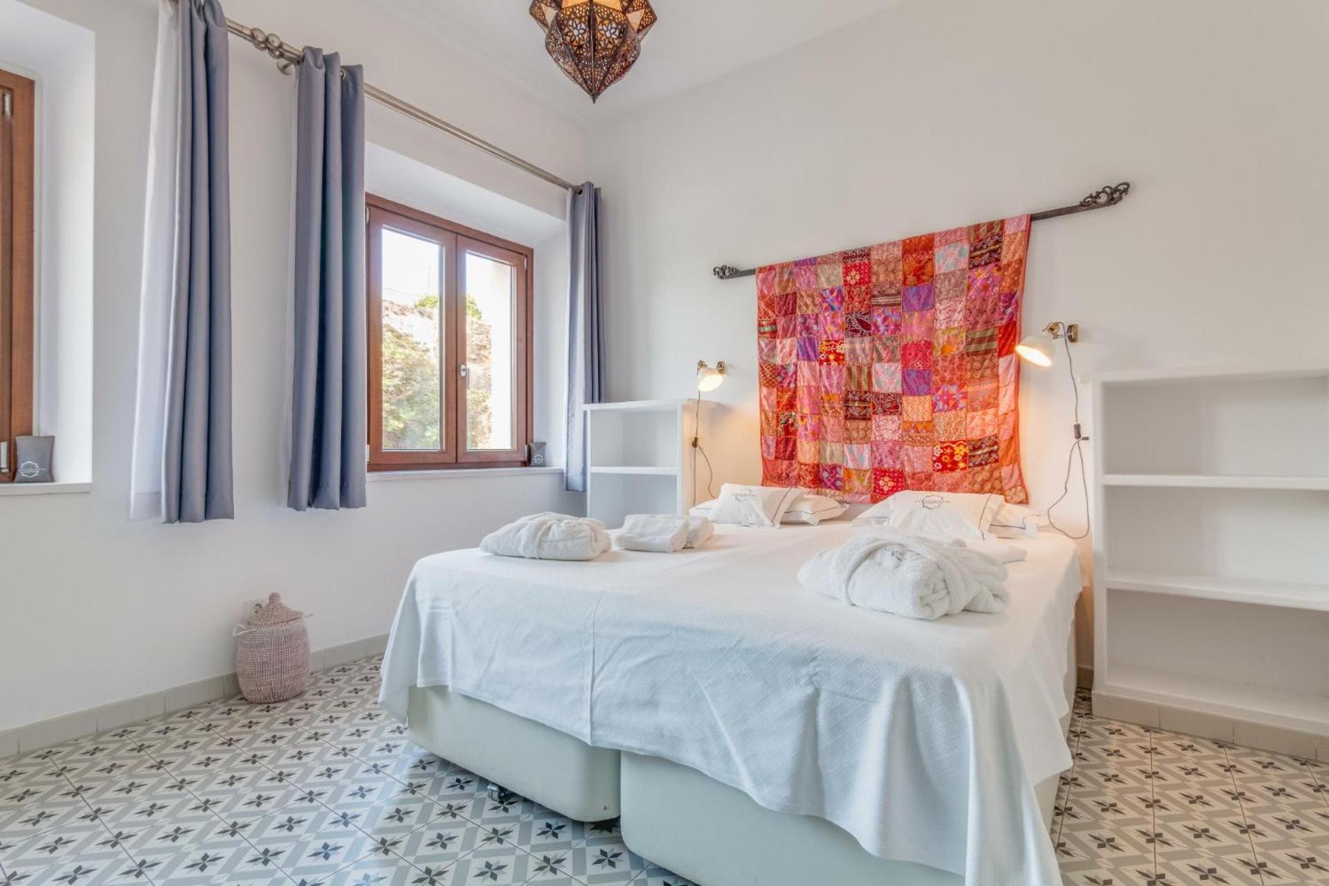 Apartamentos La Residencia טריפה מראה חיצוני תמונה