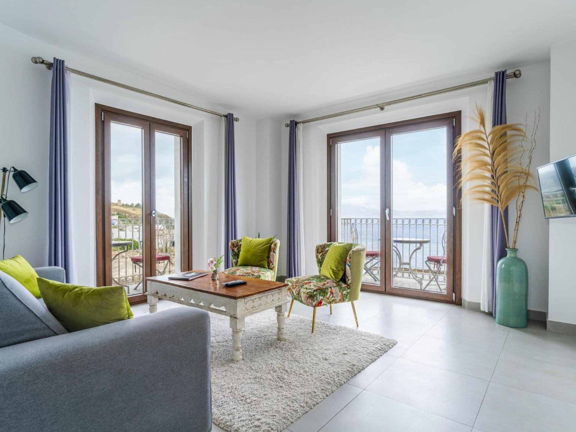Apartamentos La Residencia טריפה מראה חיצוני תמונה